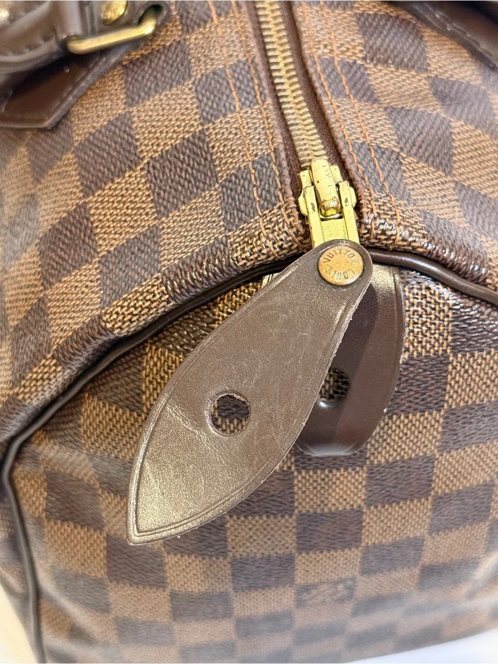 Louis Vuitton Damier Ebene 30cm speedy